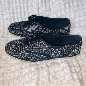 Ked’s Champion Needlepoint Black Sneakers 8.5
